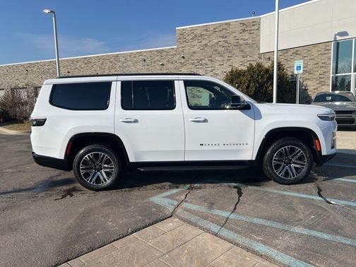 2026 Jeep Grand Wagoneer Base