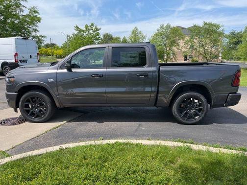 Granite Crystal Clearcoat Metallic 2026 RAM 1500 Laramie