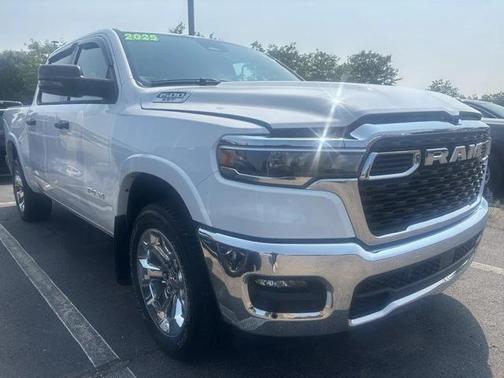 2025 RAM 1500 Big Horn Crew Cab 4x4 57' Box