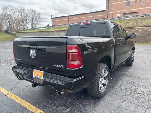 2023 RAM 1500 Laramie Crew Cab 4x4 57' Box