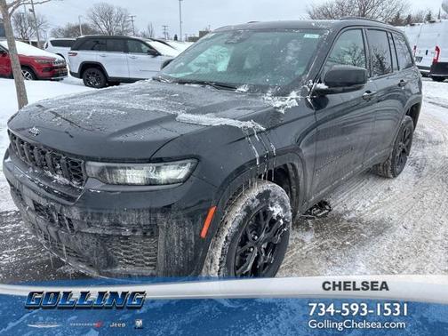 2026 Jeep Grand Cherokee Laredo
