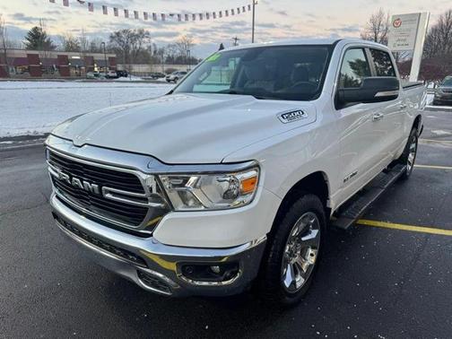 2020 RAM 1500 Big Horn Crew Cab 4x4 57' Box