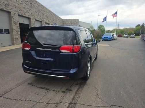 Jazz Blue Pearlcoat 2017 Chrysler Pacifica Touring-L