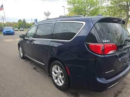 Jazz Blue Pearlcoat 2017 Chrysler Pacifica Touring-L