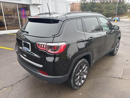 2021 Jeep Compass 80th Special Edition