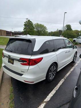 Platinum White Pearl 2021 Honda Odyssey Touring