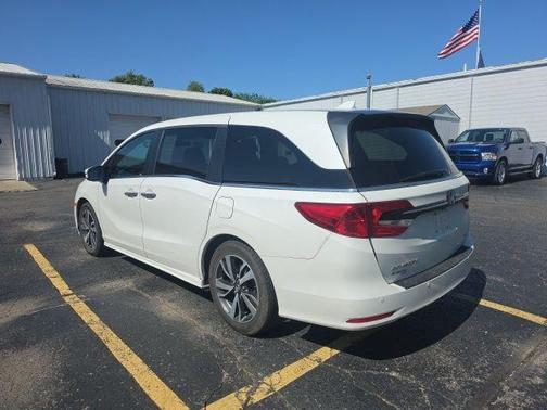 Platinum White Pearl 2021 Honda Odyssey Touring