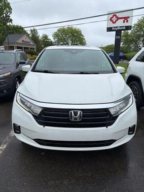 Platinum White Pearl 2021 Honda Odyssey Touring