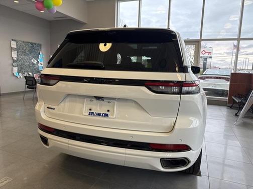 2025 Jeep Grand Cherokee 4xe Base