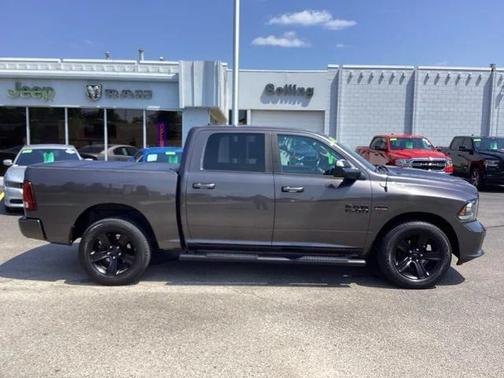 2018 RAM 1500 Night Crew Cab 4x4 57' Box