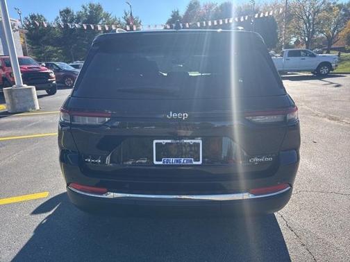 2023 Jeep Grand Cherokee Laredo