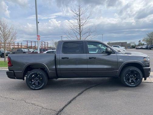 Granite Crystal Clearcoat Metallic 2026 RAM 1500 Big Horn/Lone Star