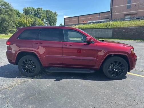 2022 Jeep Grand Cherokee WK Laredo X 4x4