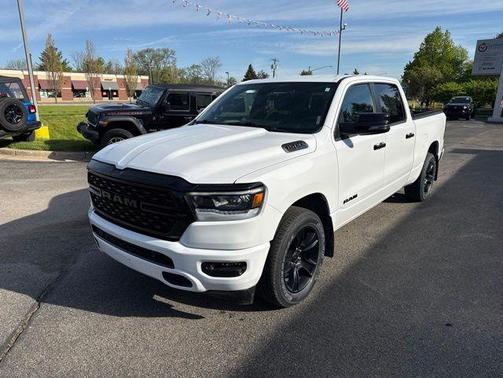 Bright White Clearcoat 2023 RAM 1500 Big Horn