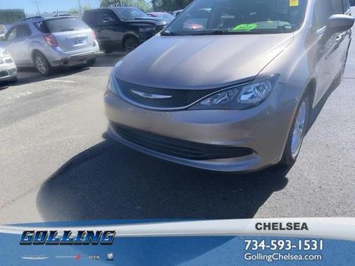 2017 Chrysler Pacifica Touring