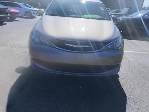 2017 Chrysler Pacifica Touring