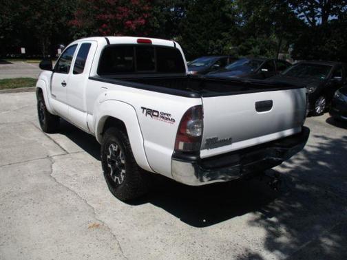 2013 Toyota Tacoma Base
