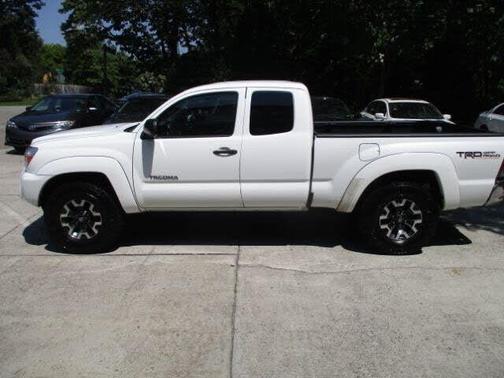 2013 Toyota Tacoma Base