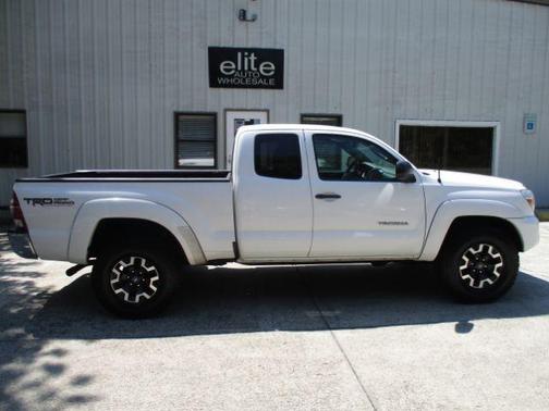 2013 Toyota Tacoma Base