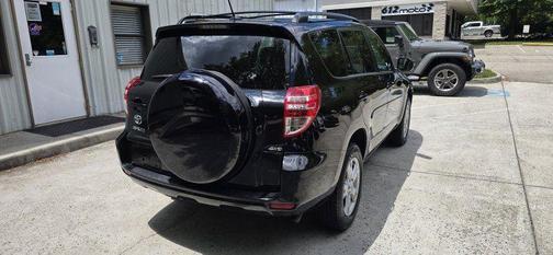 Black 2012 Toyota RAV4 ONE-OWNER WITH BLUETOOTH CONNECTIVITY