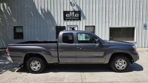 2014 Toyota Tacoma Base