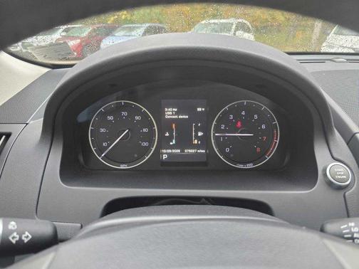 2014 Land Rover LR2 Base