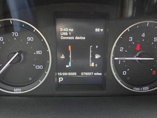 2014 Land Rover LR2 Base