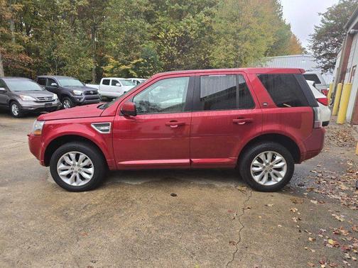 2014 Land Rover LR2 Base