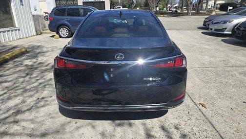 Black 2019 Lexus ES 300h Ultra Luxury