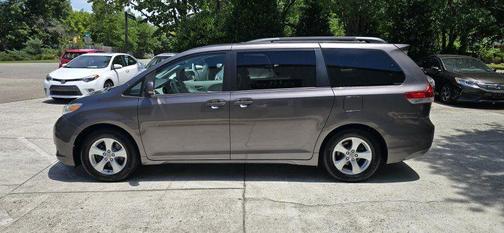 2012 Toyota Sienna LE