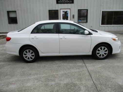 2011 Toyota Corolla LE