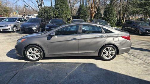 2011 Hyundai SONATA Limited