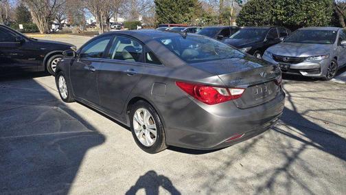 2011 Hyundai SONATA Limited
