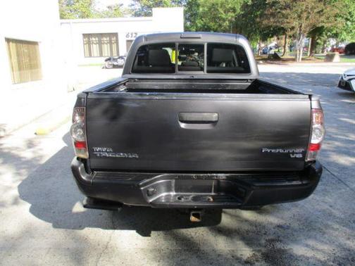 2013 Toyota Tacoma BLUETOOTH CONNECTIVITY POWERFUL ENGINE