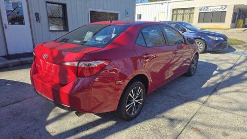 2018 Toyota Corolla SLEEK WITH EFFICIENT CVTI-S AND PERFORMANCE