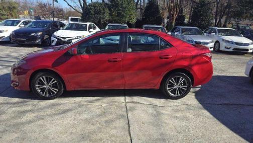 2018 Toyota Corolla SLEEK WITH EFFICIENT CVTI-S AND PERFORMANCE