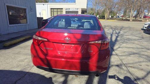 2018 Toyota Corolla SLEEK WITH EFFICIENT CVTI-S AND PERFORMANCE