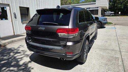 Granite Crystal 2018 Jeep Grand Cherokee Limited