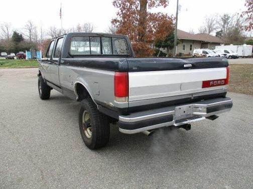 1990 Ford F-350 XLT Lariat