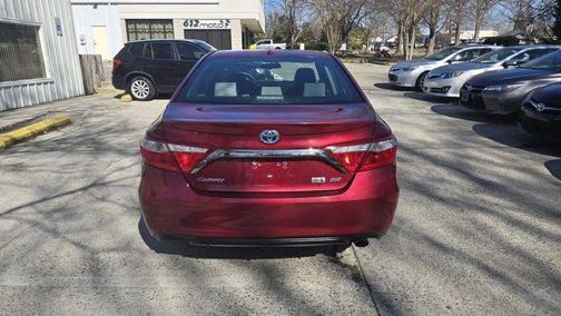 2015 Toyota Camry Hybrid SE