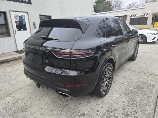 2020 Porsche Cayenne Base