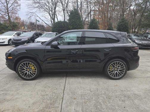 2020 Porsche Cayenne Base