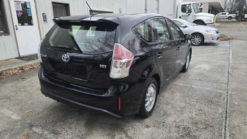2015 Toyota Prius v Three