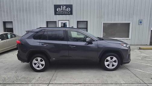 2019 Toyota RAV4 Hybrid XLE