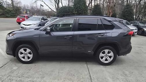 2019 Toyota RAV4 Hybrid XLE