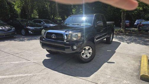 Black 2011 Toyota Tacoma Access Cab