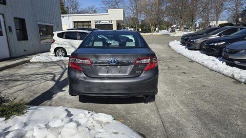 2012 Toyota Camry Hybrid XLE