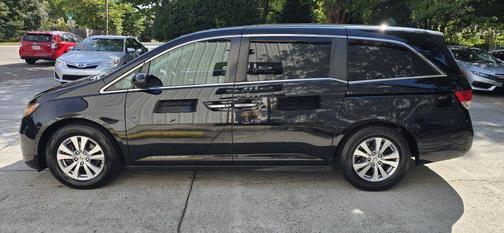 Black 2016 Honda Odyssey SE