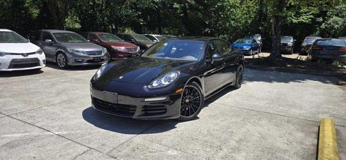 2016 Porsche Panamera 4