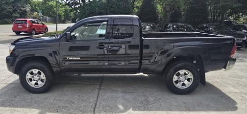 Black 2006 Toyota Tacoma Access Cab